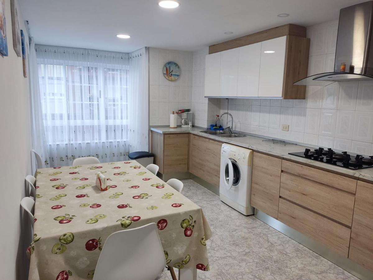 De Apartamentos Pampin Ponte Do Porto La Coruña Eksteriør bilde